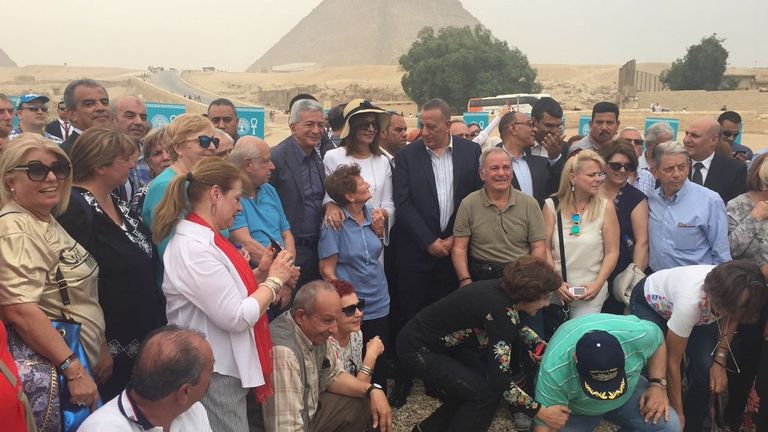 زيارة وفد قبرصي يوناني للأهرامات