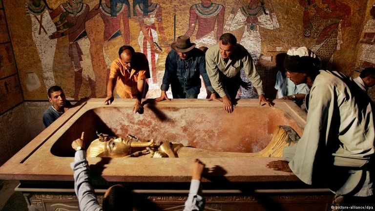 مقبرة توت عنخ آمون