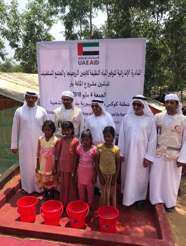 وفد إماراتي يتفقد المشاريع الإغاثية للاجئي الروهينجا في بنجلاديش يعقوب يوسف الحوسني يتفقد المشاريع الإغاثية للاجئي الروهينجا