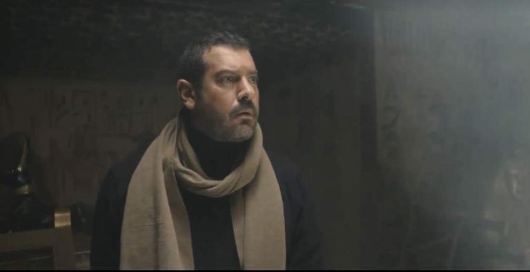 الممثل المصري محمد رمضان في مشهد من مسلسل "نسر الصعيد"