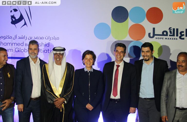 إضاءة شعار "صناع الأمل" على المدرج الروماني في عمّان