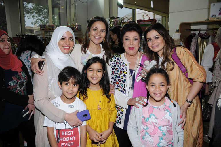  النجمة المصرية نبيلة عبيد في عرض أزياء رمضاني