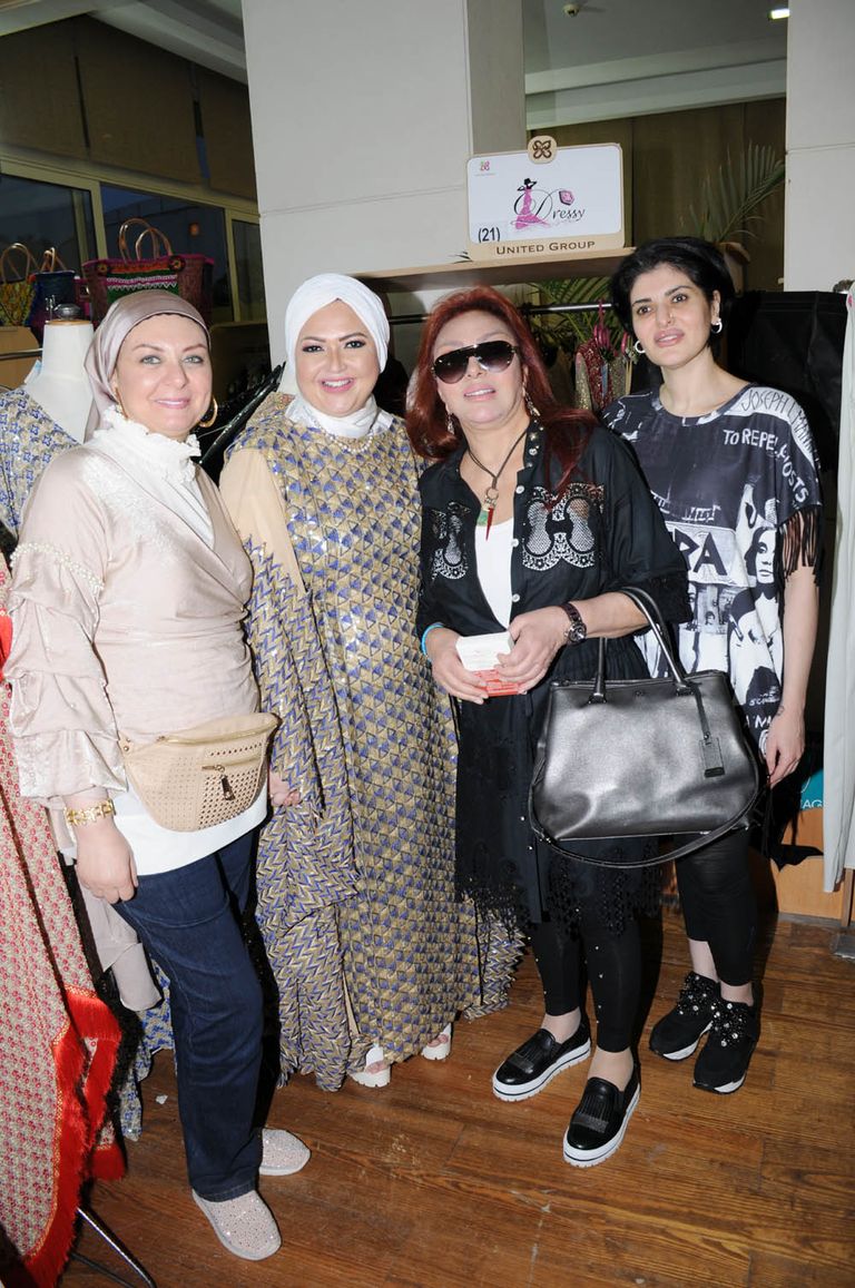  النجمة المصرية نبيلة عبيد في عرض أزياء رمضاني