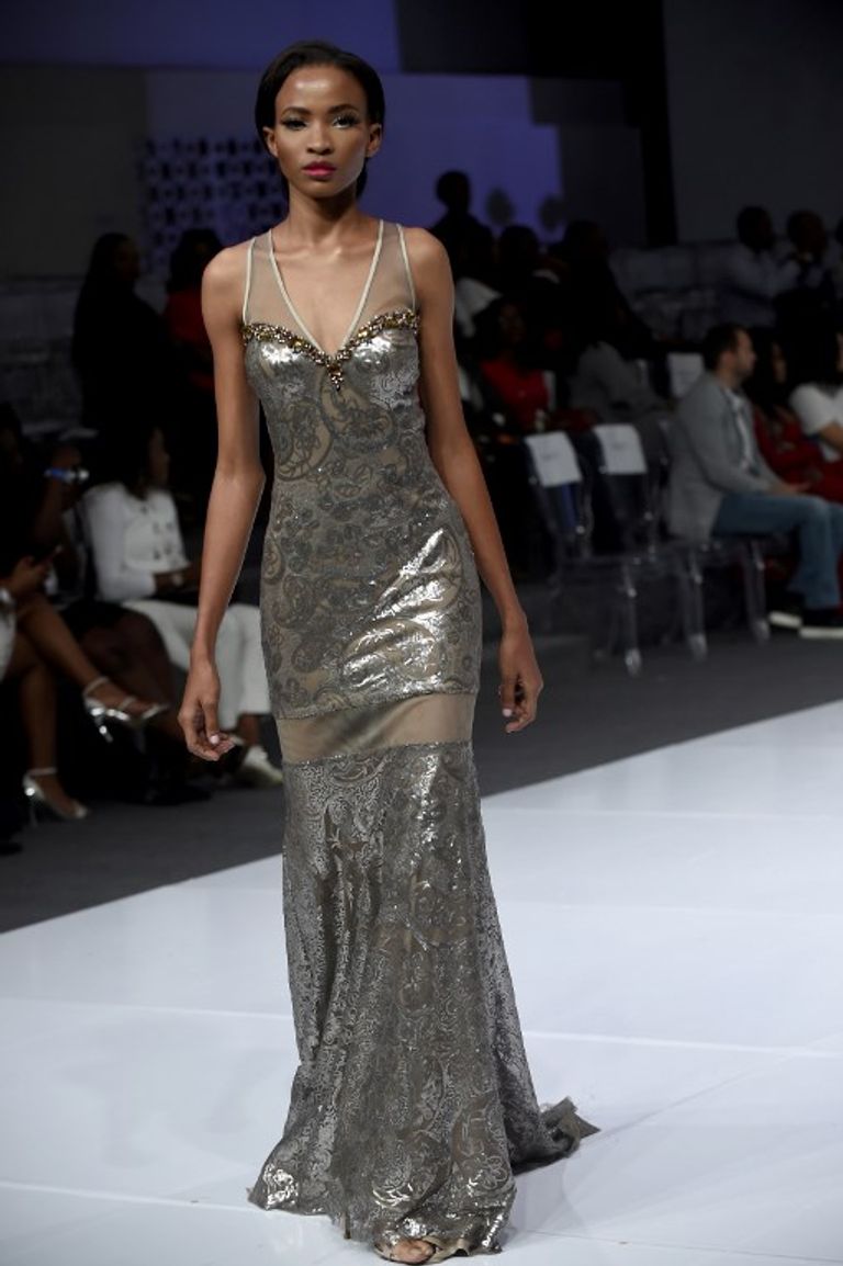 ازدهار صناعة الأزياء في أسبوع الموضة للعرائس بنيجيريا