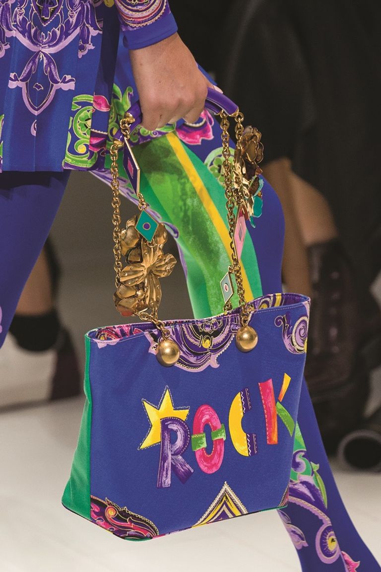 حقيبة عصرية من فرساتشي مجموعة فرساتشي لربيع وصيف 2018