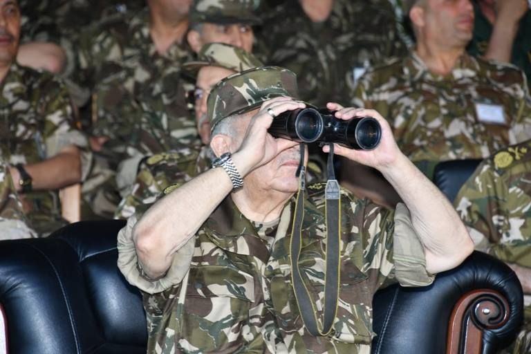 قائد أركان الجيش الجزائري مناورات طوفان 2018 العسكرية في الجزائر