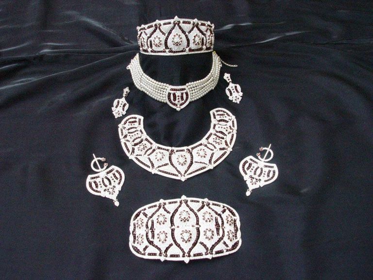 مجوهرات الزفاف التفاصيل مهمة خلال حفل الزفاف