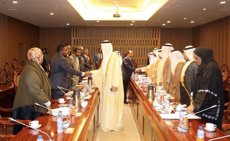 مباحثات إماراتية سودانية لتوطيد العلاقات الاقتصادية