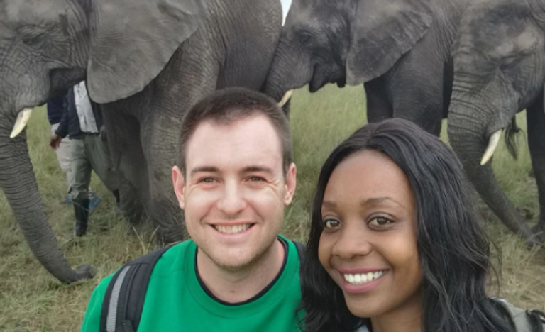 فقدت العروس ذراعها الأيمن وأصيبت بجروح في الأيسر