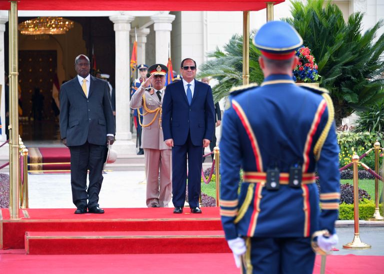 السيسي يستقبل نظيره الأوغندي يوري موسيفيني