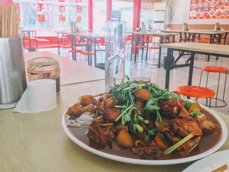 المجمع الصناعي ينتج نحو نصف أجهزة