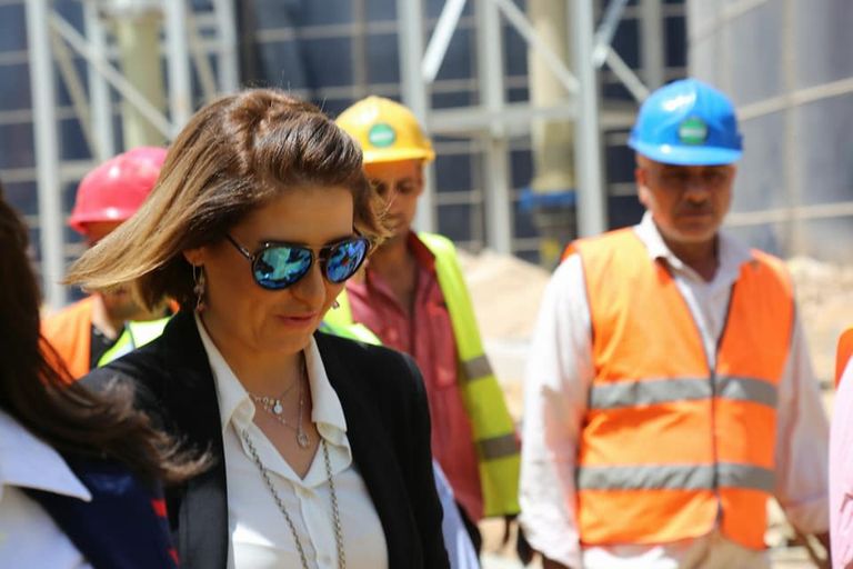 هنا شيحة وأحمد فلوكس مع أعضاء مبادرة "عنيك في عنينا"