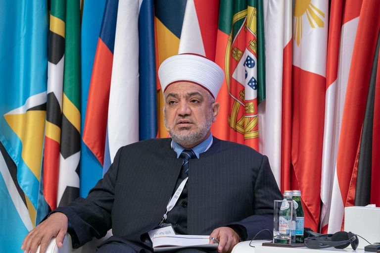 المشاركون في جلسة التعددية الثقافية