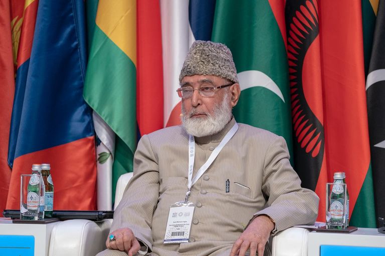 المشاركون في جلسة التعددية الثقافية