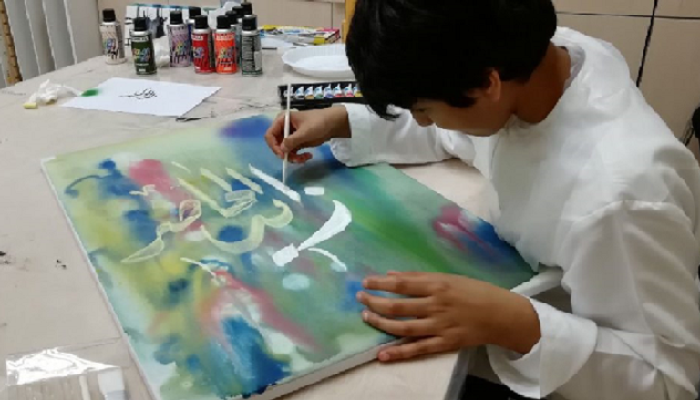 “التعليم والمعرفة بأبوظبي” تنظم ورشا فنية للطلبة الموهوبين في الفنون