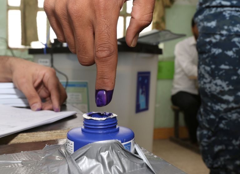 تصويت الأمنيين في الانتخابات العراقية