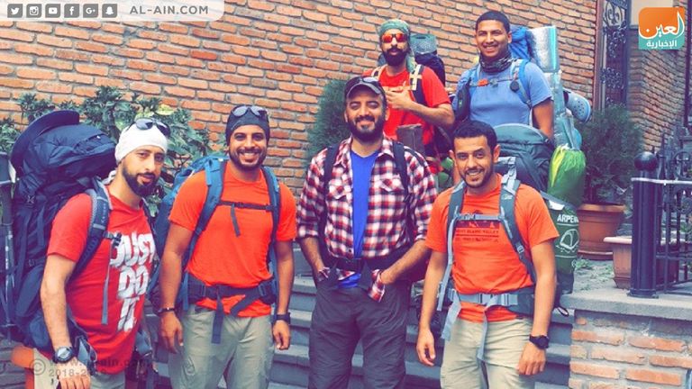 4 إماراتيين يخترقون جبال القوقاز حبا في #رمز_الشجاعة زايد بن حمدان