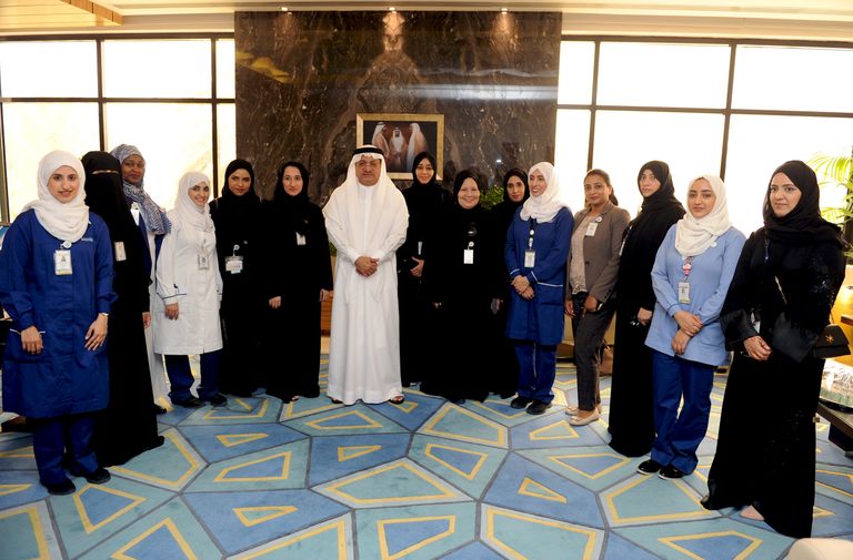 تخصيص "يوم سعادة" لممرضي صحة دبي