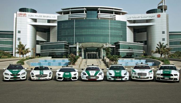 سيارات شرطة دبي 