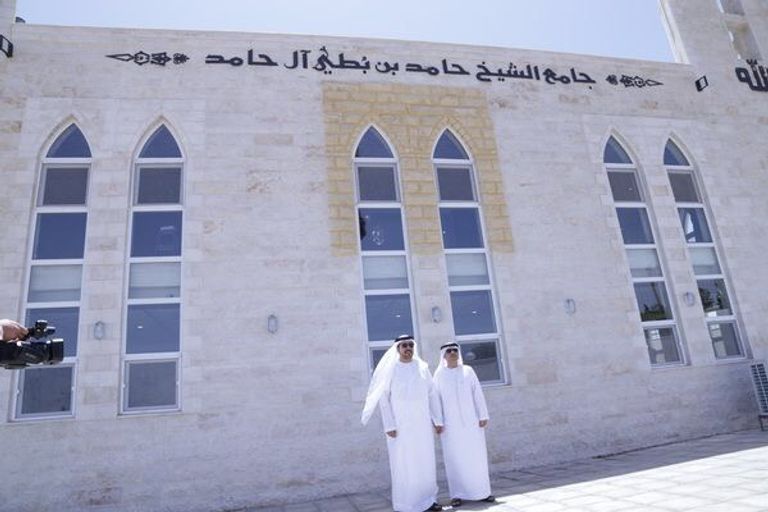 أثناء افتتاح مسجد الشيخ حامد بن بطي آل حامد 