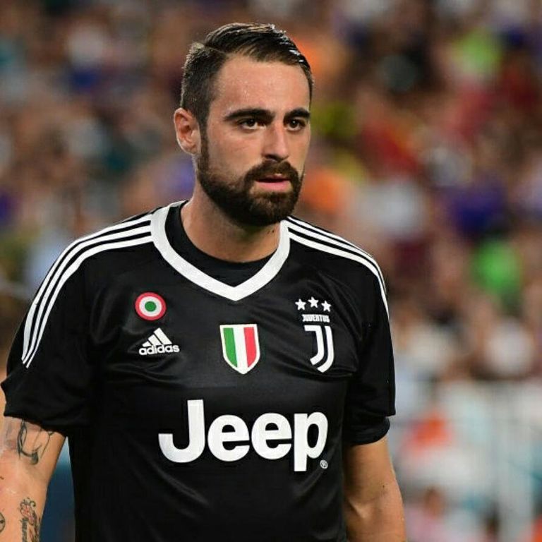 كارلو بنسوليو حارس يوفنتوس