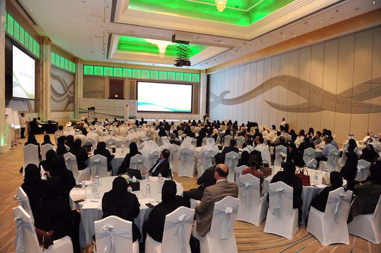 حميد محمد القطامي المدير العام لهيئة الصحة بدبي