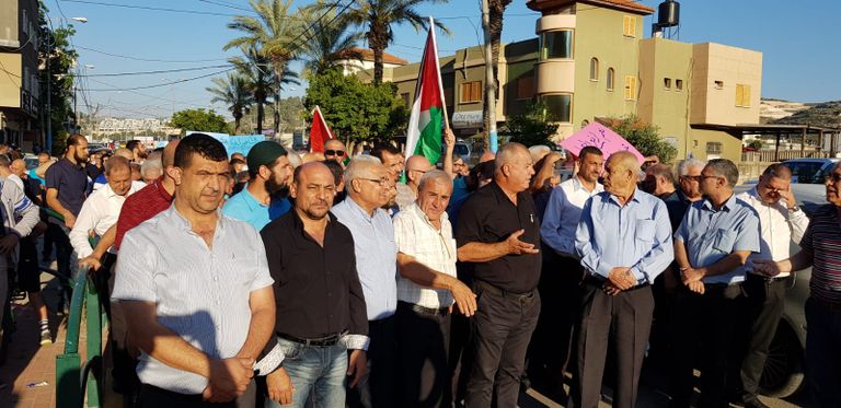 عشرات الشهداء ومئات المصابين في اعتداء قوات الاحتلال على الفلسطينيين