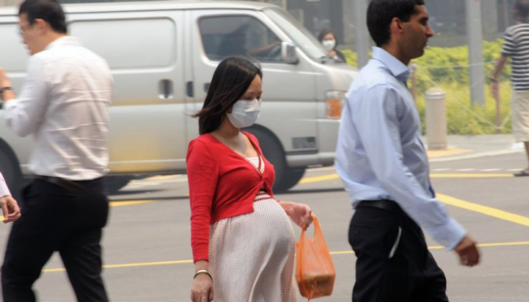 استنشاق الهواء الملوث يعرض الحوامل لإصابة أطفالهن بارتفاع ضغط الدم 