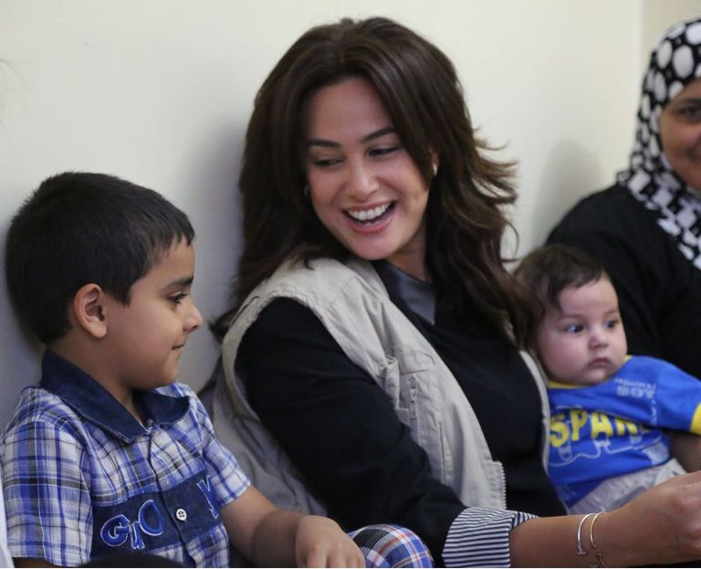 هند صبري تدشن حملة لجمع تبرعات لضحايا النزاعات في الشرق الأوسط