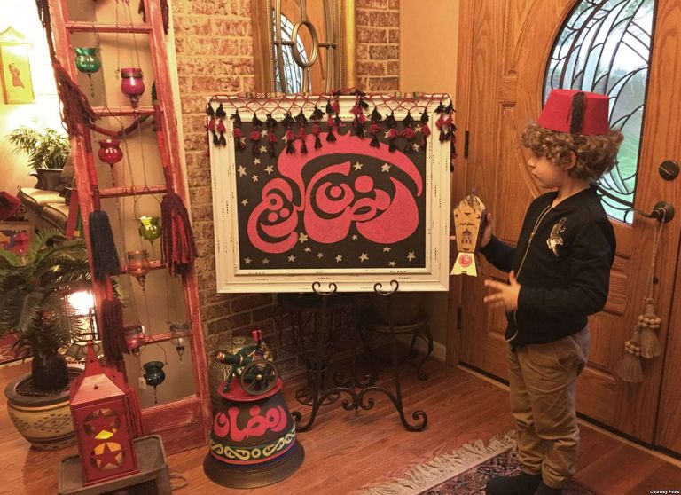 ينبغي أن يشعر الأطفال المسلمون بأن مناسباتهم الدينية معترف بها