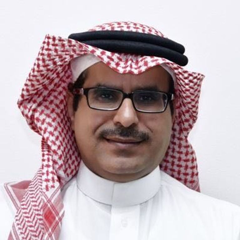 غلاف العدد الاحتفالي من المجلة العربية السعودية 