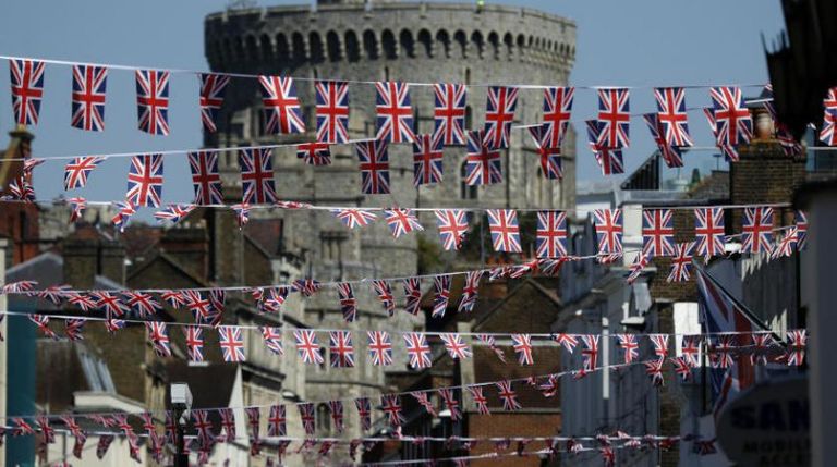 وندسور أكبر وأقدم قلعة مسكونة في أوروبا