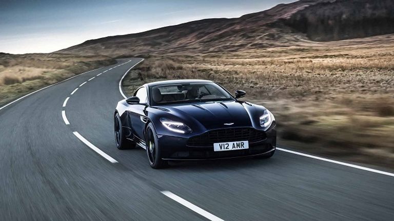 أستون مارتن Aston Martin  DB11 AMR