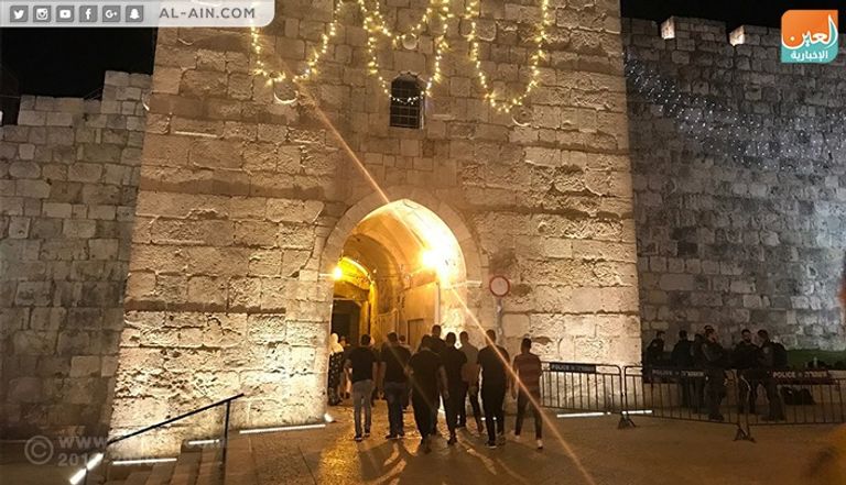 شارع صلاح الدين في القدس وهو يستقبل شهر رمضان المبارك