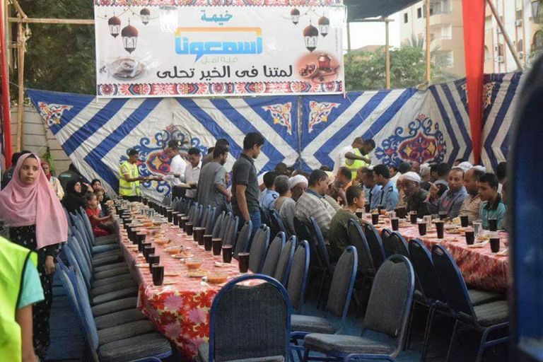 "اسمعونا" تطلق أكبر مائدة لإفطار 10 آلاف صائم