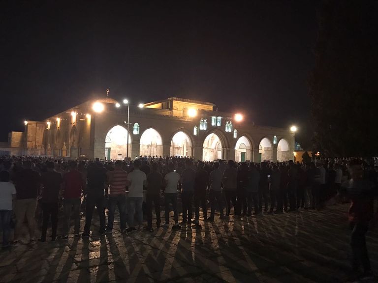 صلاة التراويح في المسجد الأقصى