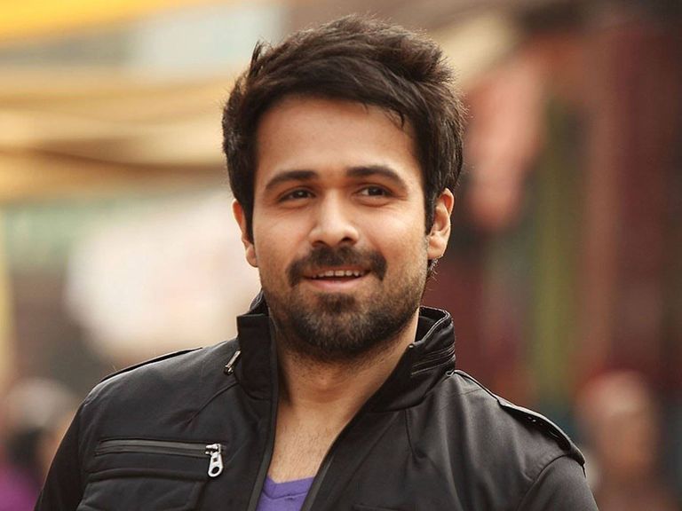 شاروخان يحرص على أداء الصلوات في منزله خلال رمضان