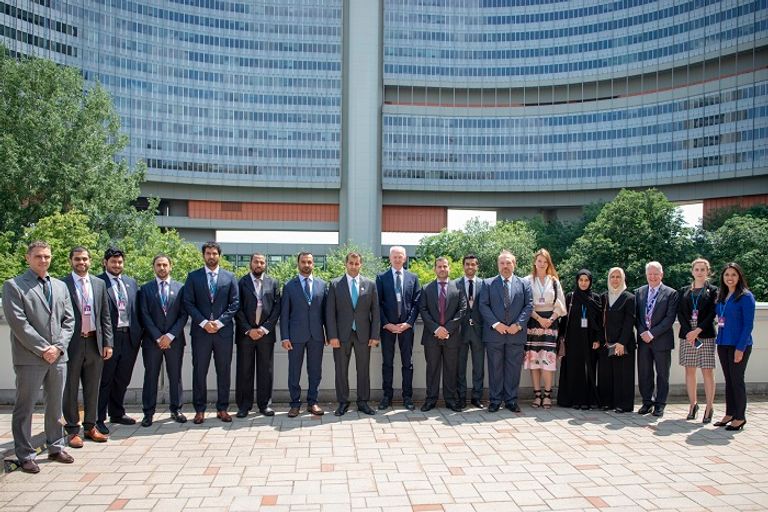 وفد الإمارات المشارك في الاجتماعات 