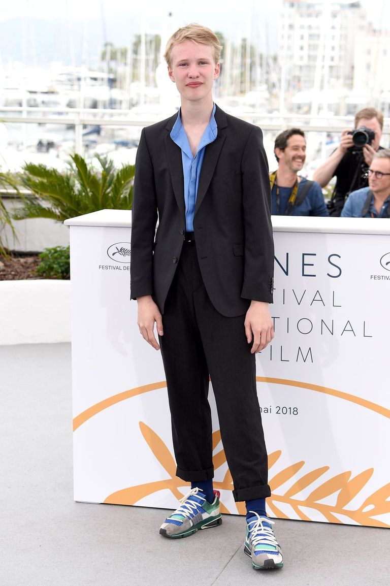 مهرجان كان يكشف عن أناقة الرجال لهذا العام