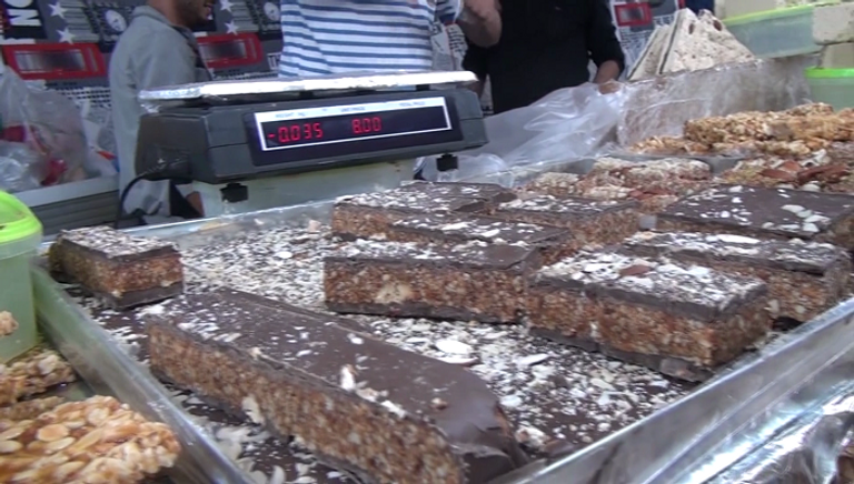 حلوى النُّوقَة الجزائرية حلوى النُّوقَة الجزائرية