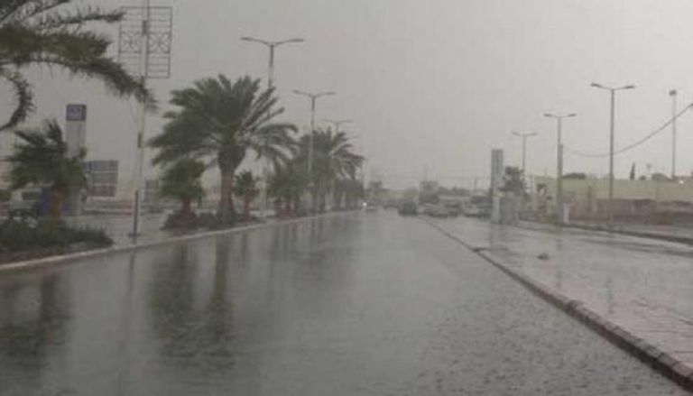 الأرصاد السعودية: أمطار غزيرة وسحب رعدية في 8 مناطق