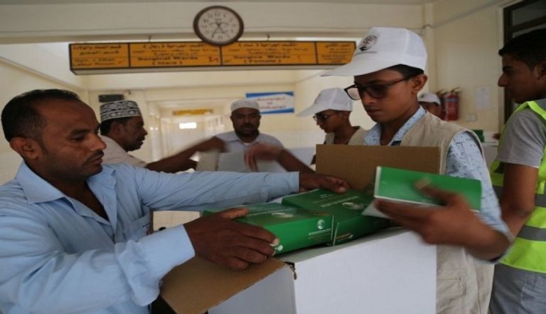 توزيع وجبات إفطار الصائم في حضرموت