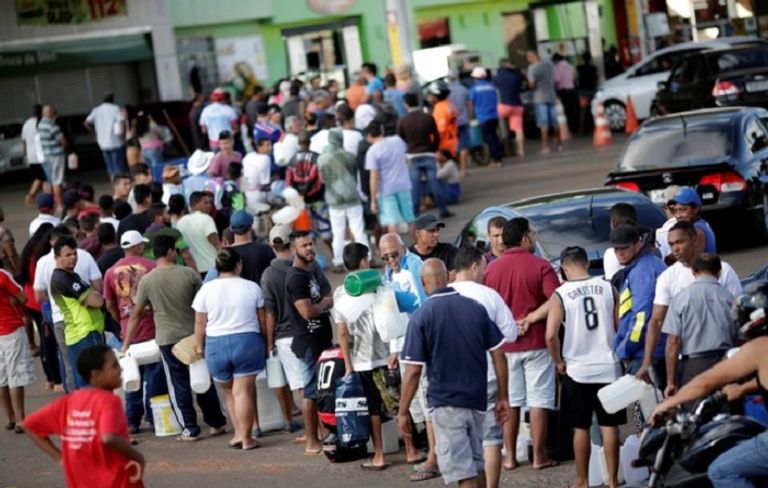 شلل في شوارع البرازيل بسبب الإضراب