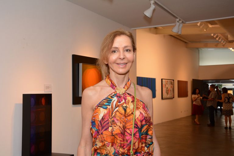 أحد أعمال الفنانة البرازيلية إليزابيث دورازيو