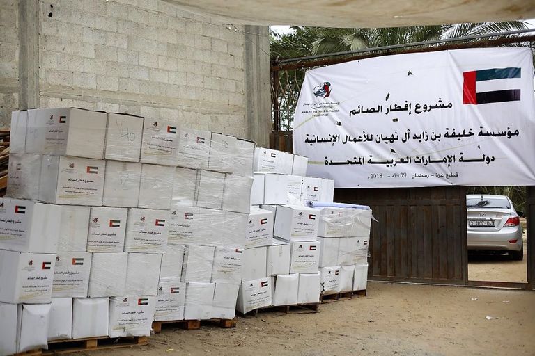 مؤسسة خليفة الإنسانية تنفذ مشروع إفطار صائم في غزة