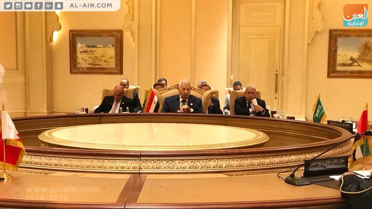 رئيس المجلس الأعلى للإعلام المصري مكرم محمد أحمد جانب من اجتماع وزراء الدول الداعية لمكافحة التطرف والإرهاب