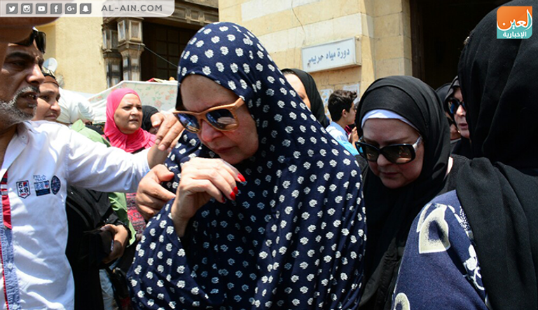 نجوم الفن يشيعون جثمان الراحلة مديحة يسري