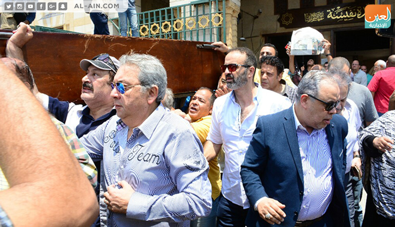 نجوم الفن يشيعون جثمان الراحلة مديحة يسري