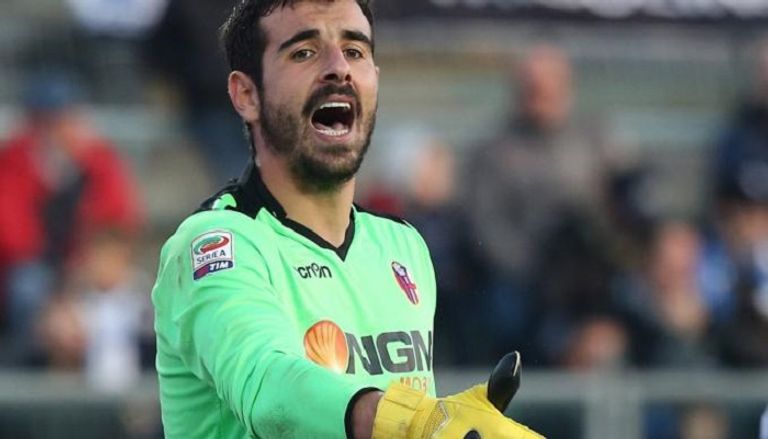 جيانلوكا كورشي حارس مرمى روما الأسبق لوريس كاريوس حارس مرمى ليفربول