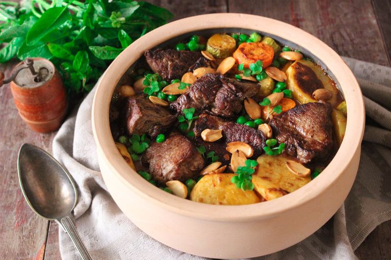 طريقة عمل طاجن اللحم بالبصل